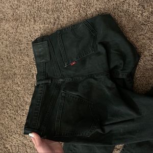 Black levis straight leg